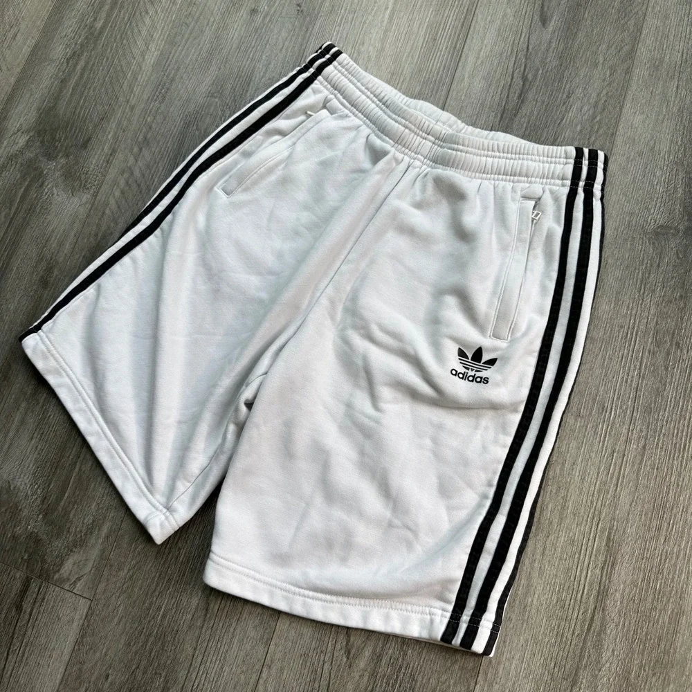 Adidas White Black Stripe Shorts L Baggy y2k cotton
